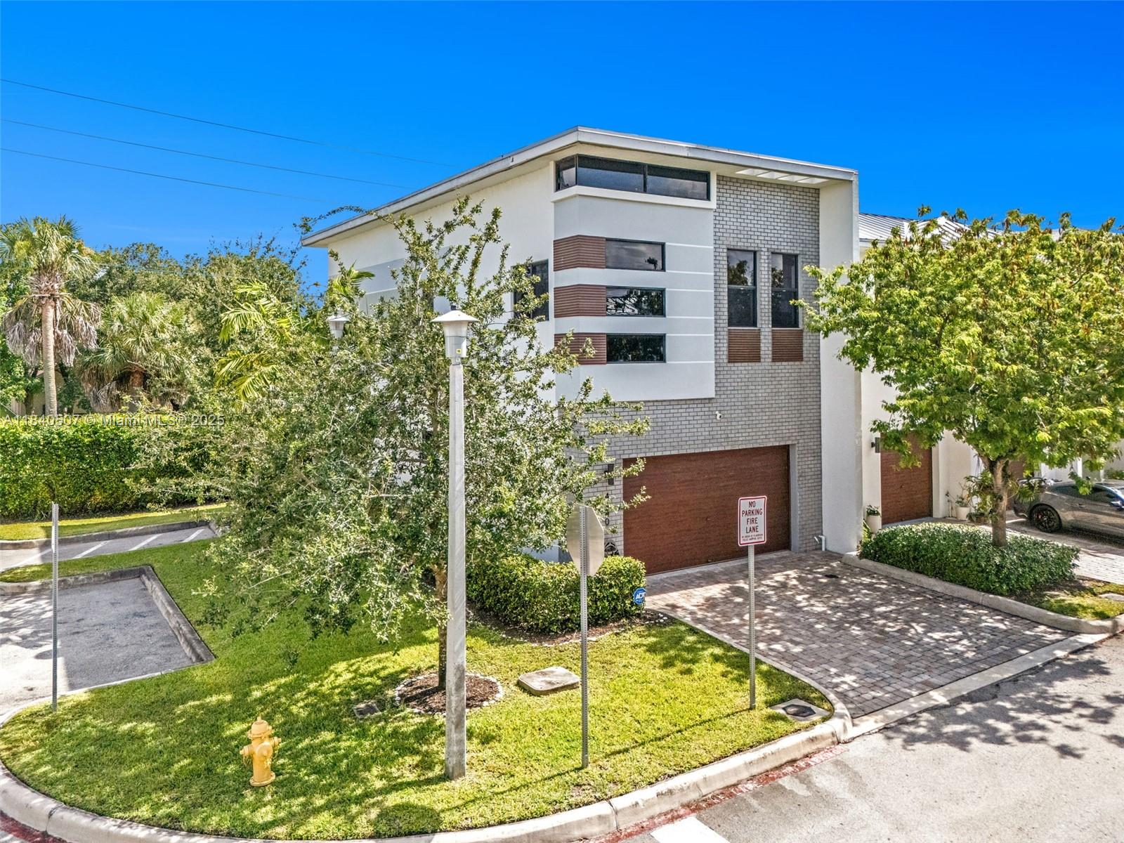 PLANTATION BUSINESS PARK - Residential
