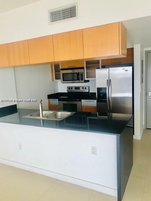 OPERA TOWER CONDO - Residential Lease