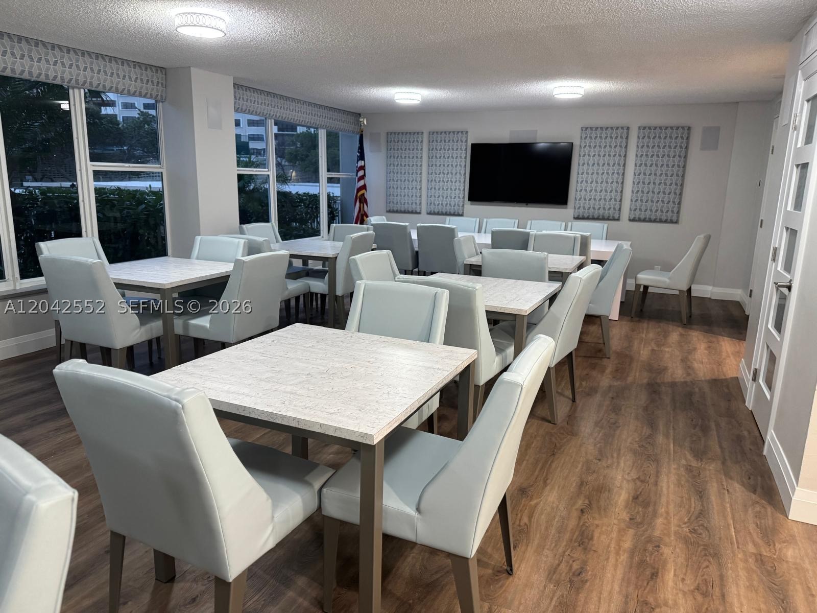 SEA RANCH LAKES NORTH CON - Residential