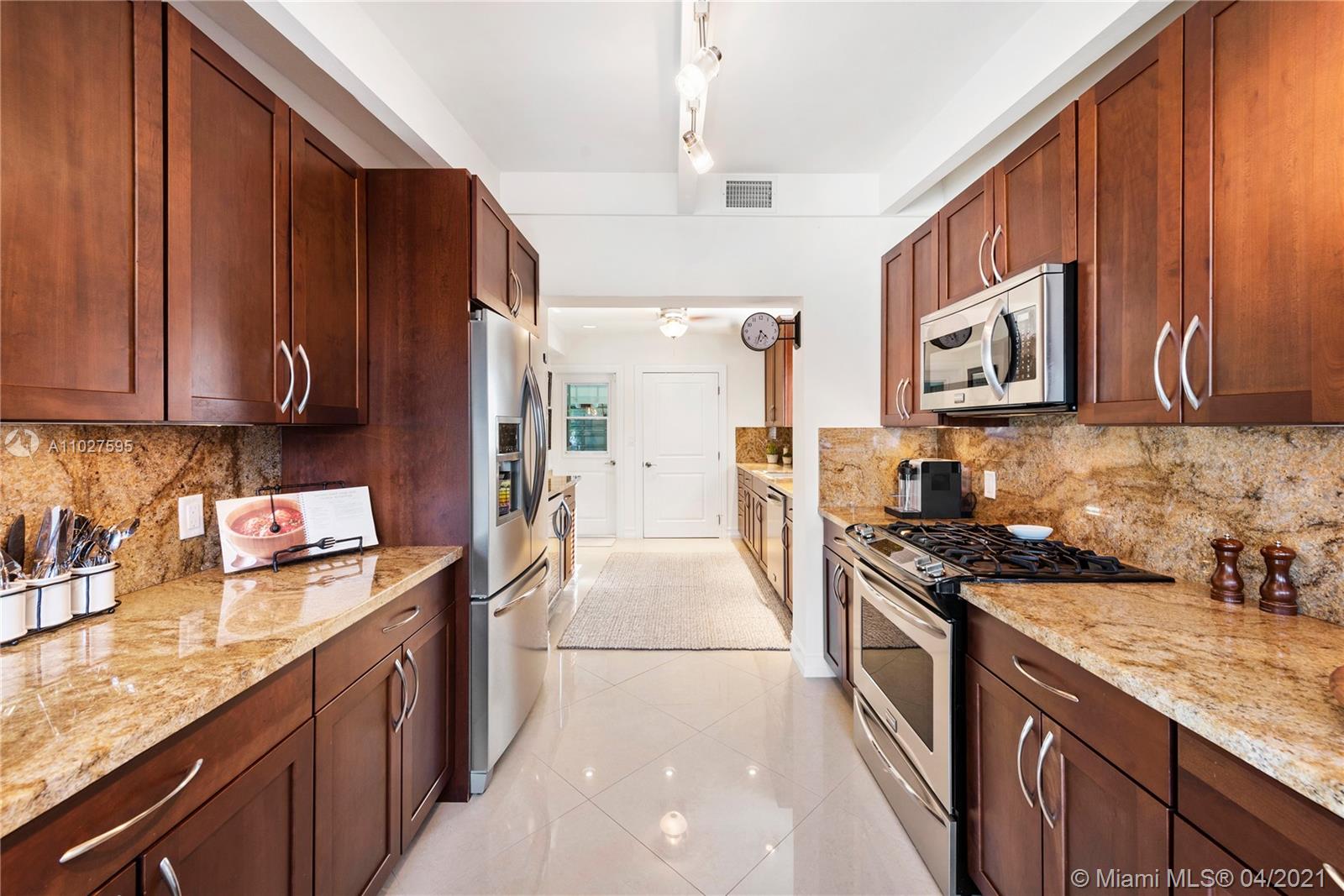 HARBOR BEACH - Residential
