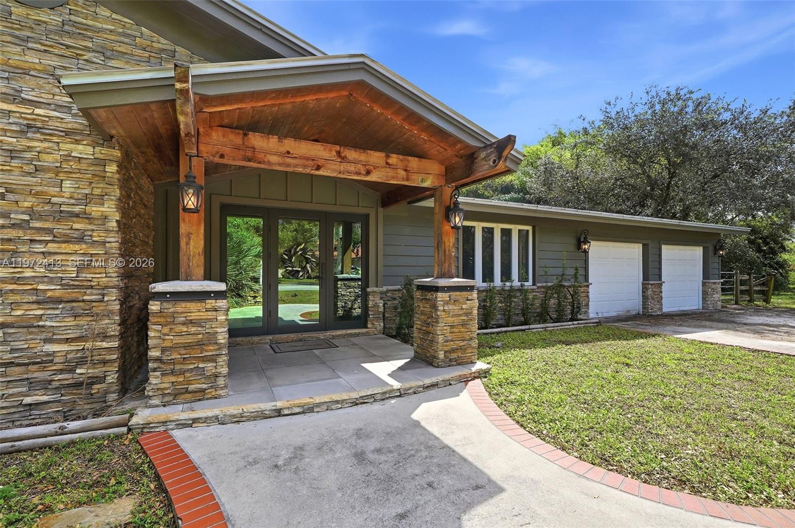 PLANTATION - Residential