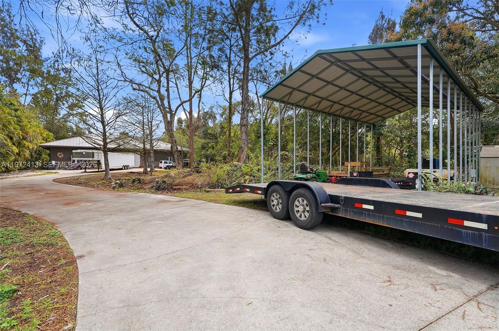 PLANTATION - Residential