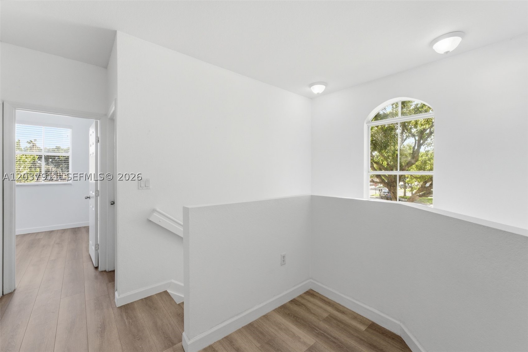 KENDALL BREEZE - Residential Lease