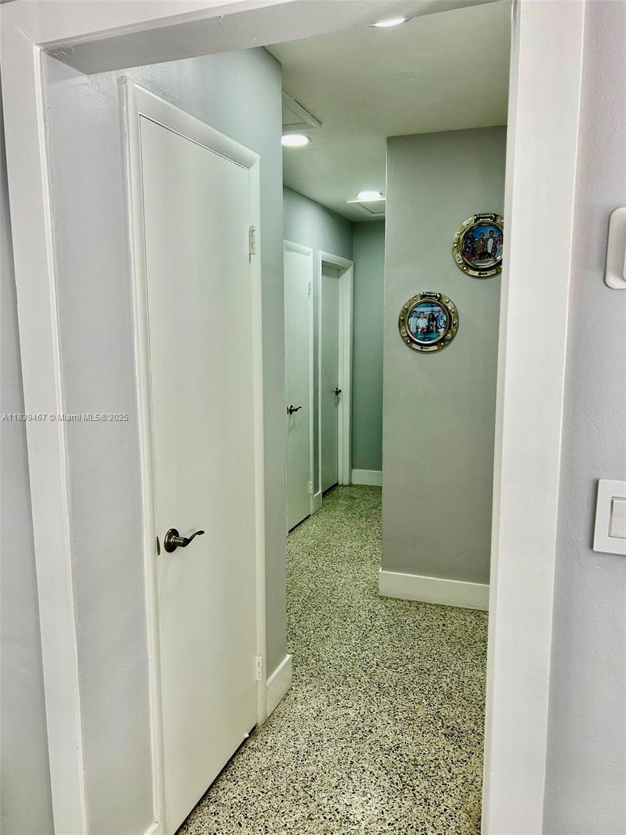 CAROL CITY 3RD ADDN - Residential Lease
