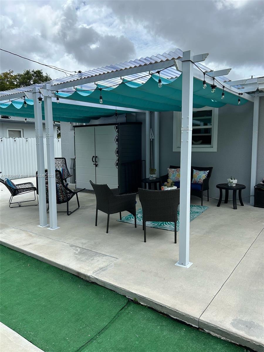 CAROL CITY 3RD ADDN - Residential Lease