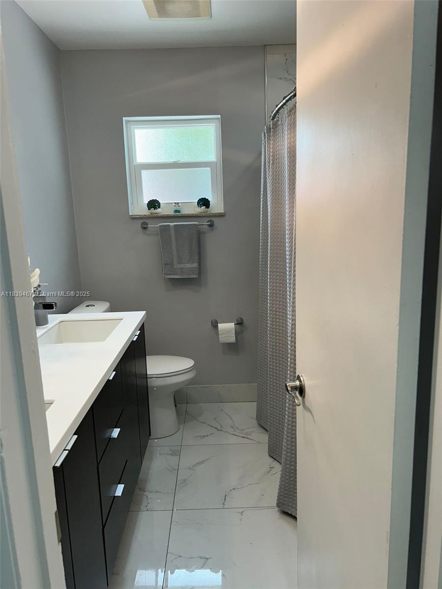 CAROL CITY 3RD ADDN - Residential Lease