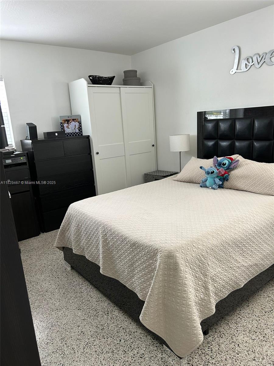 CAROL CITY 3RD ADDN - Residential Lease