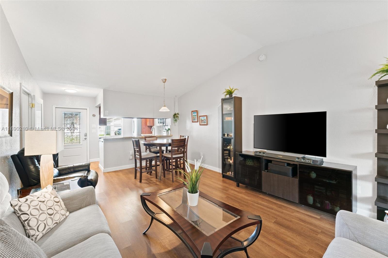 EDGEWATER PARK - Residential
