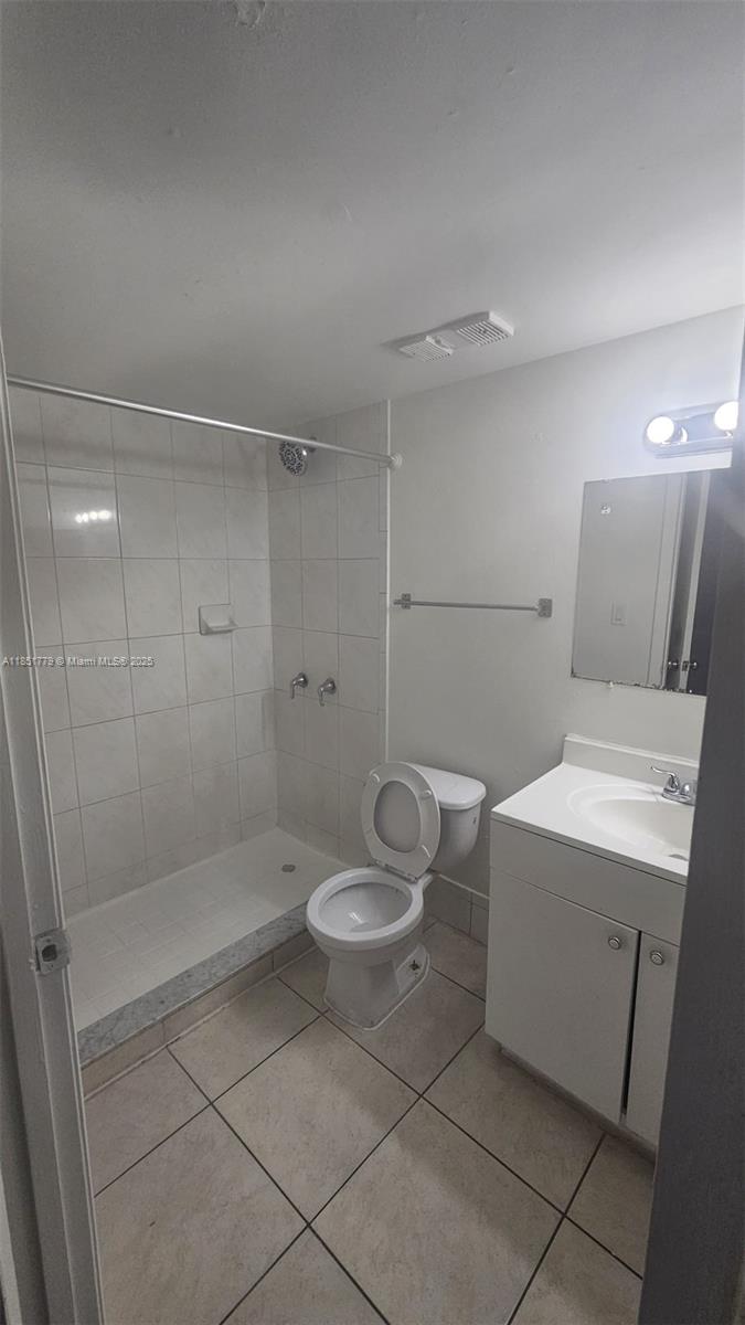 ST ANDREWS PALM BEACH CON - Residential Lease