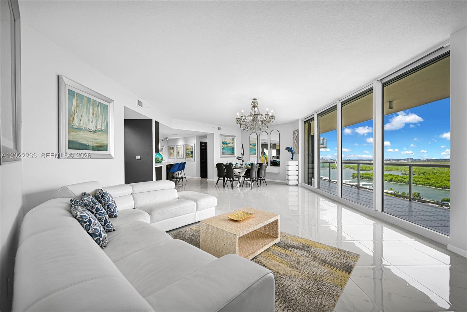 RENAISSANCE ON THE OCEAN - Residential