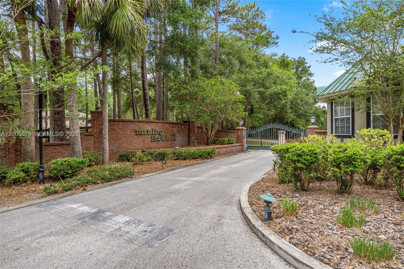 TURNING HAWK RANCH - Residential