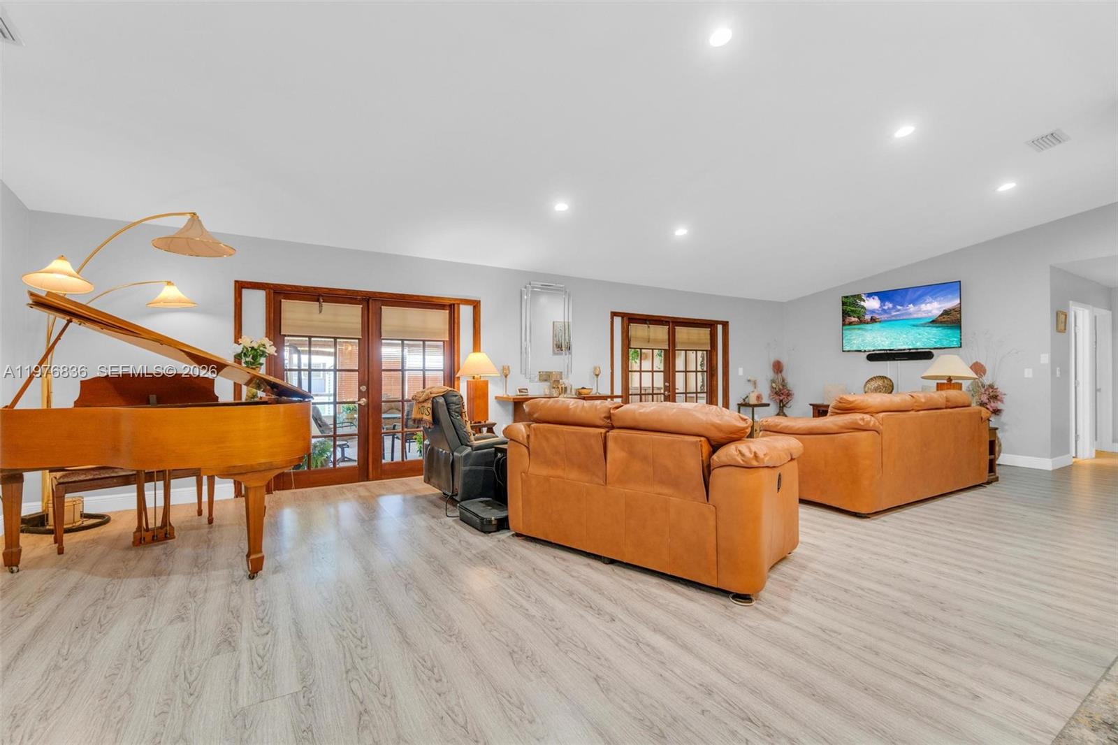 SECTION 22 BEL-AIRE - Residential
