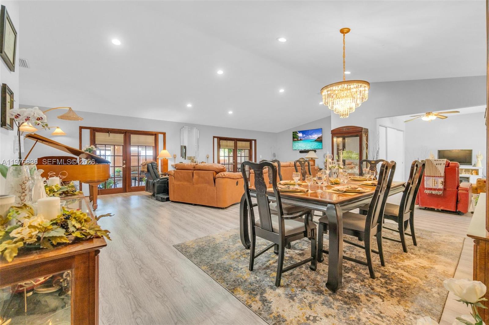 SECTION 22 BEL-AIRE - Residential