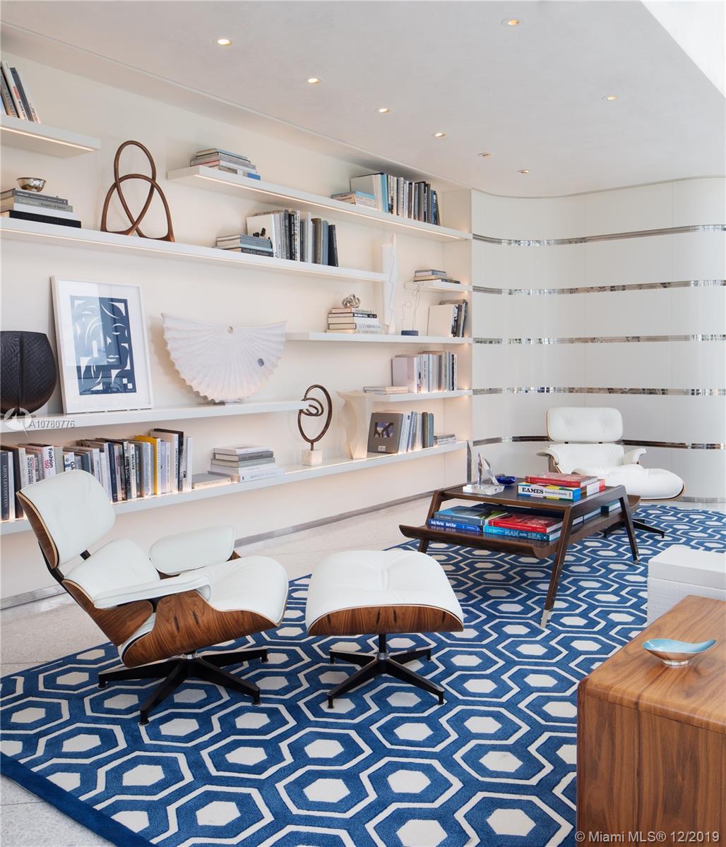 JADE SIGNATURE CONDO - Residential