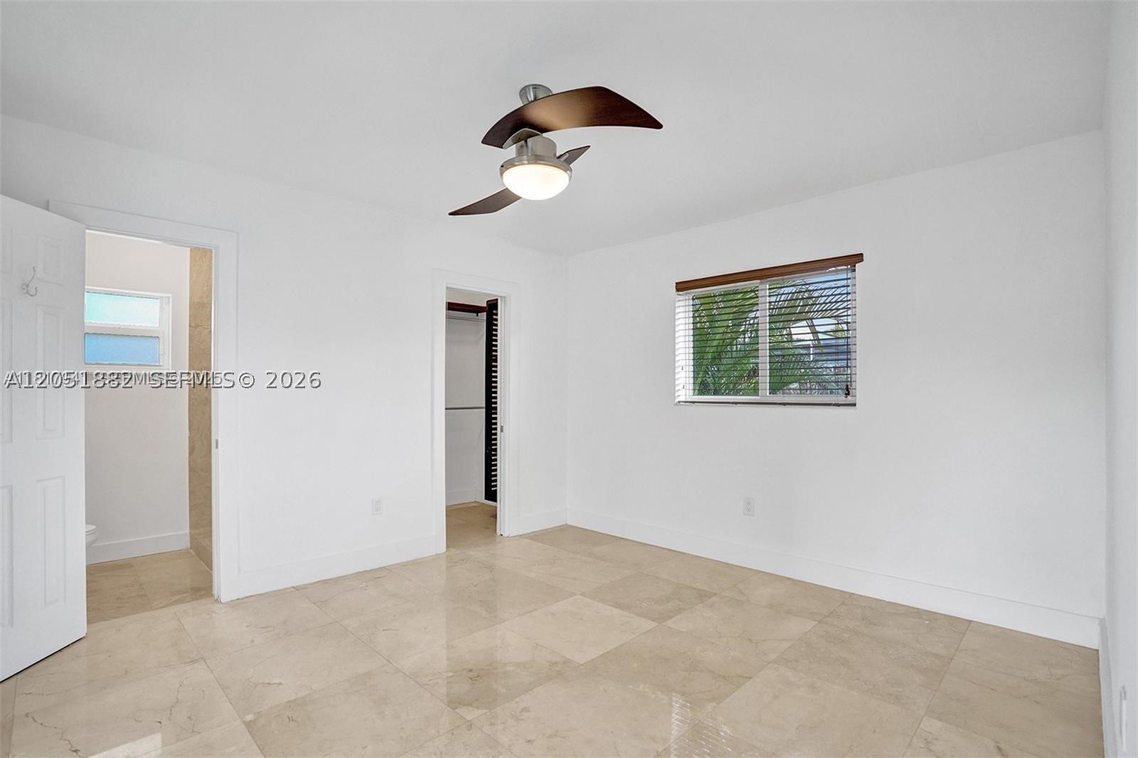 HOLLYWOOD HILLS - Residential Lease