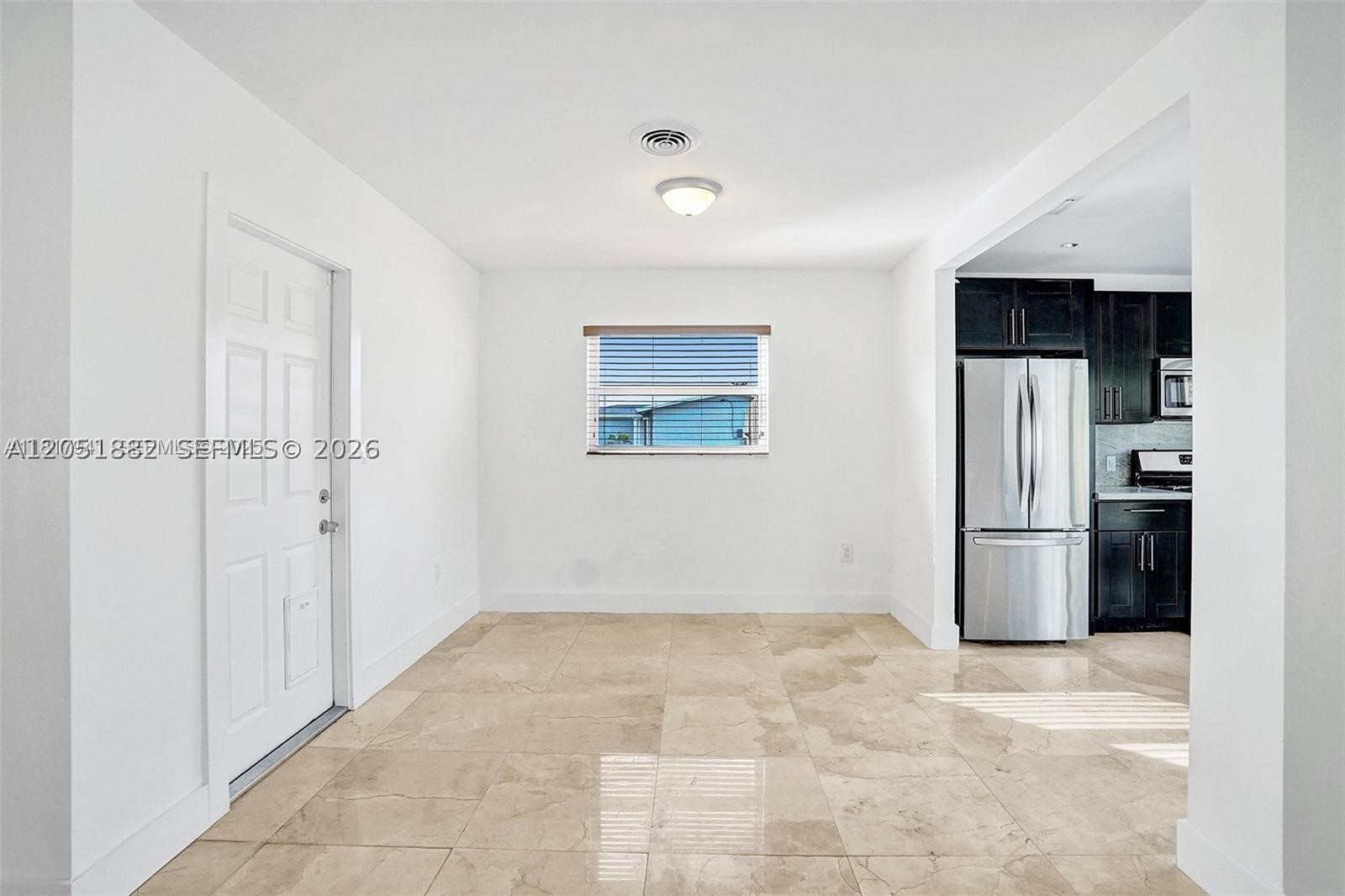 HOLLYWOOD HILLS - Residential Lease