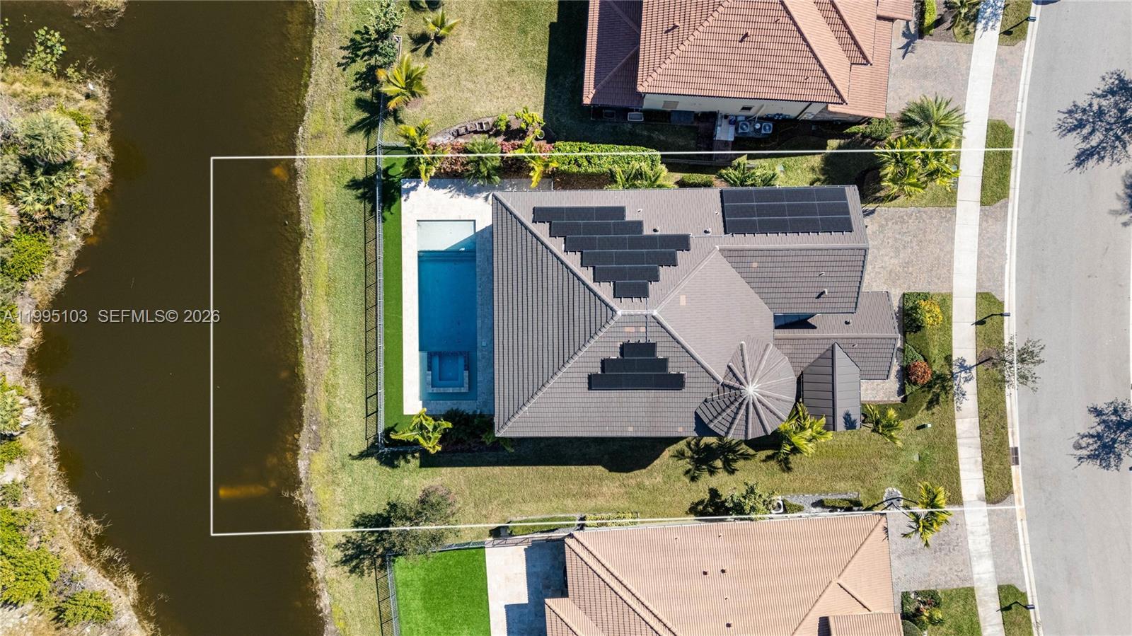 BRUSCHI PROPERTY - Residential
