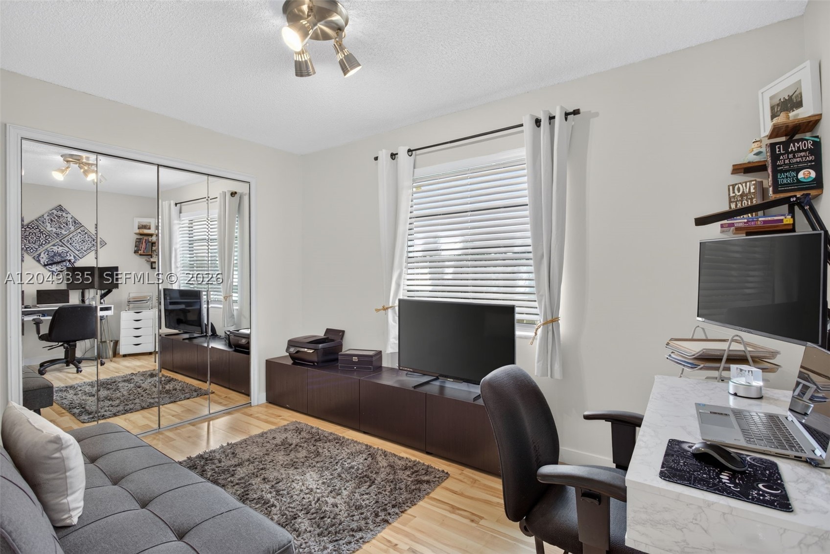 SUNRISE GOLF VILLAGE - Residential