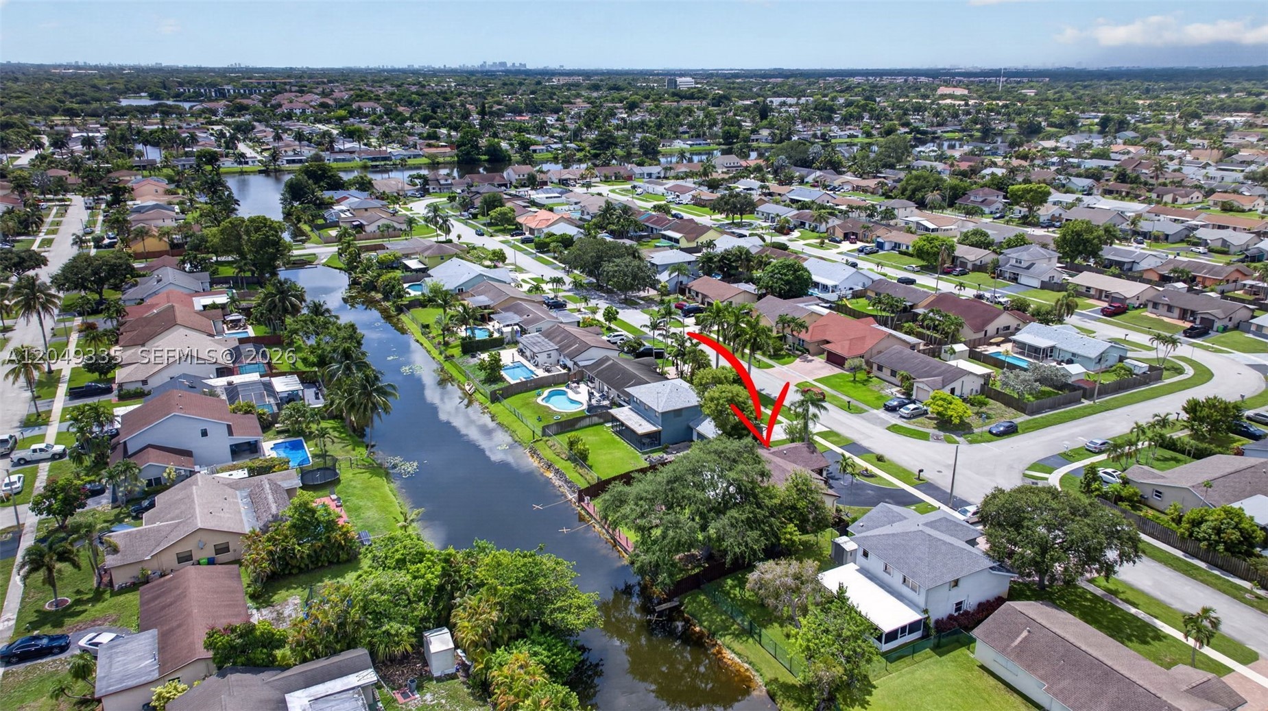 SUNRISE GOLF VILLAGE - Residential