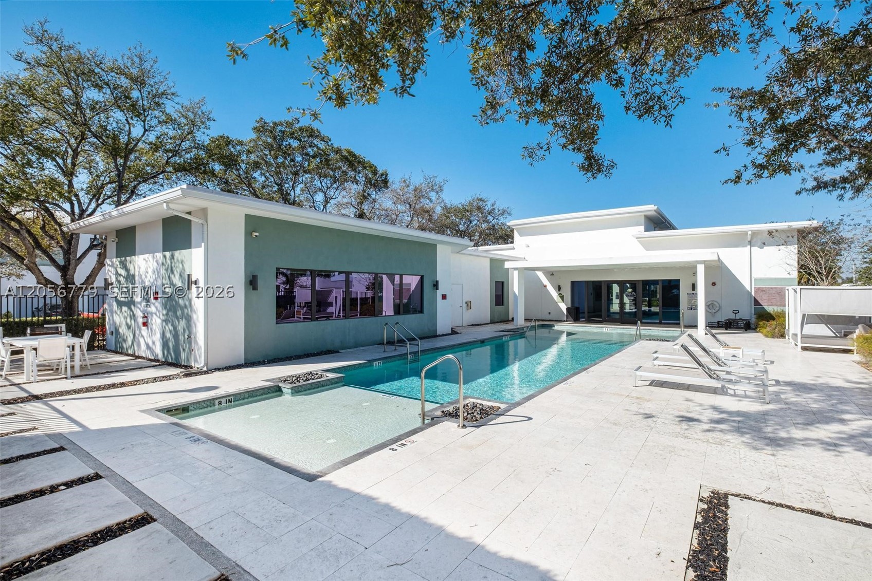 PLANTATION BUSINESS PARK - Residential