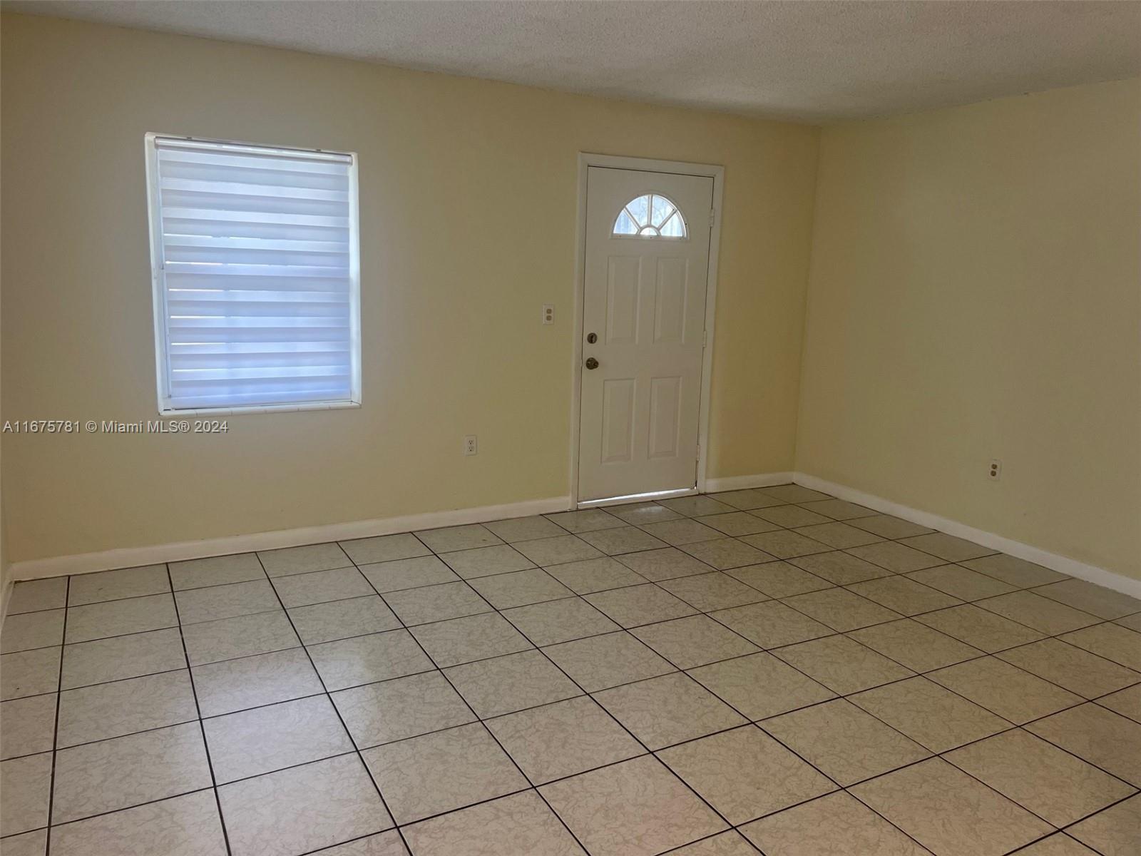 BISCAYNE RIVER GARDENS - Residential