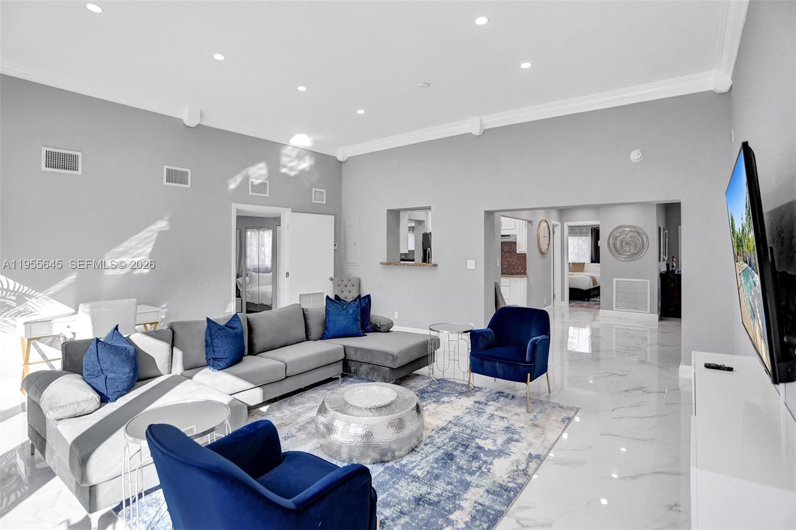 HILLSBORO ISLES - Residential