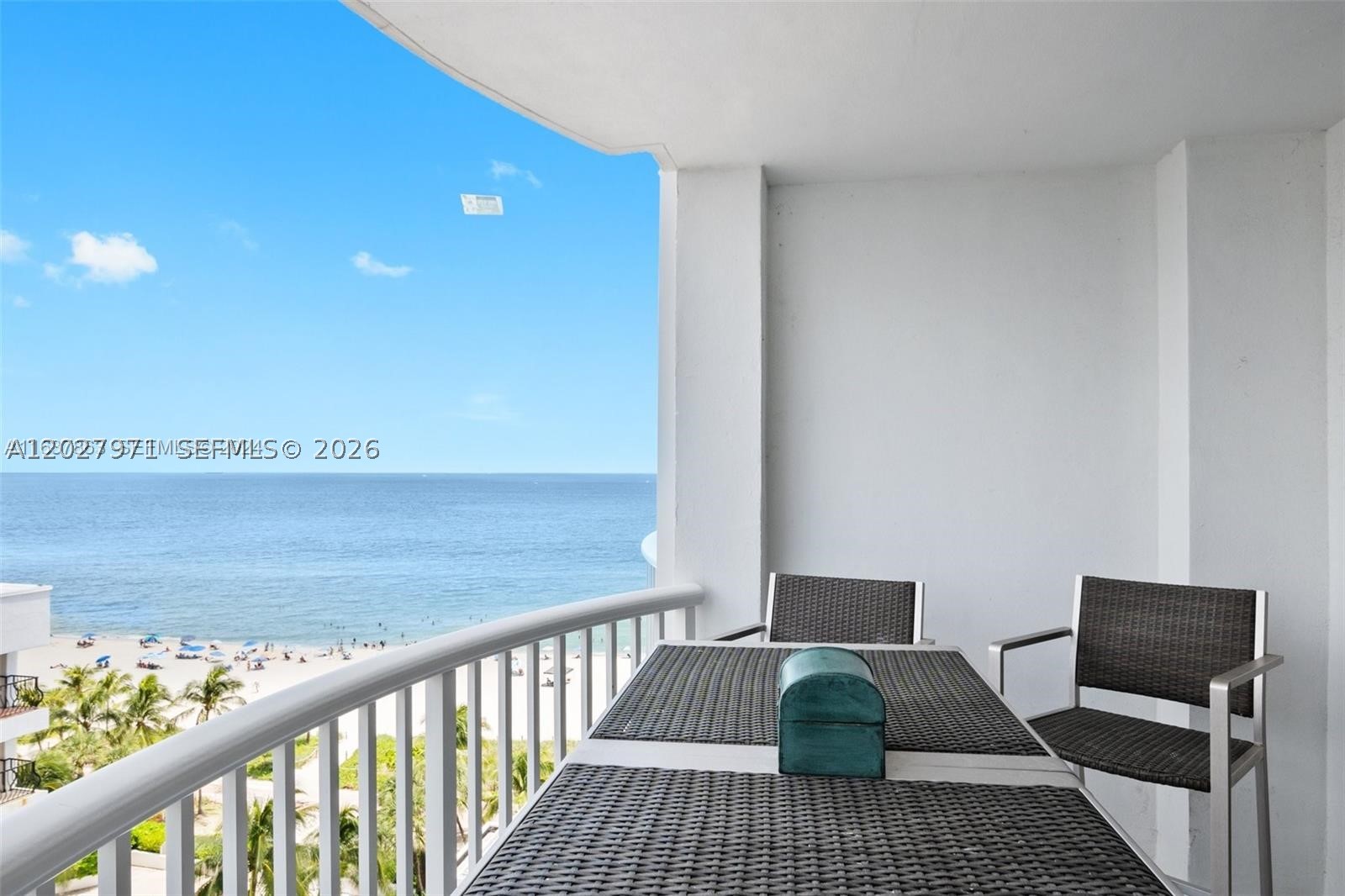 THE CARRIAGE HOUSE CONDO - Residential Lease