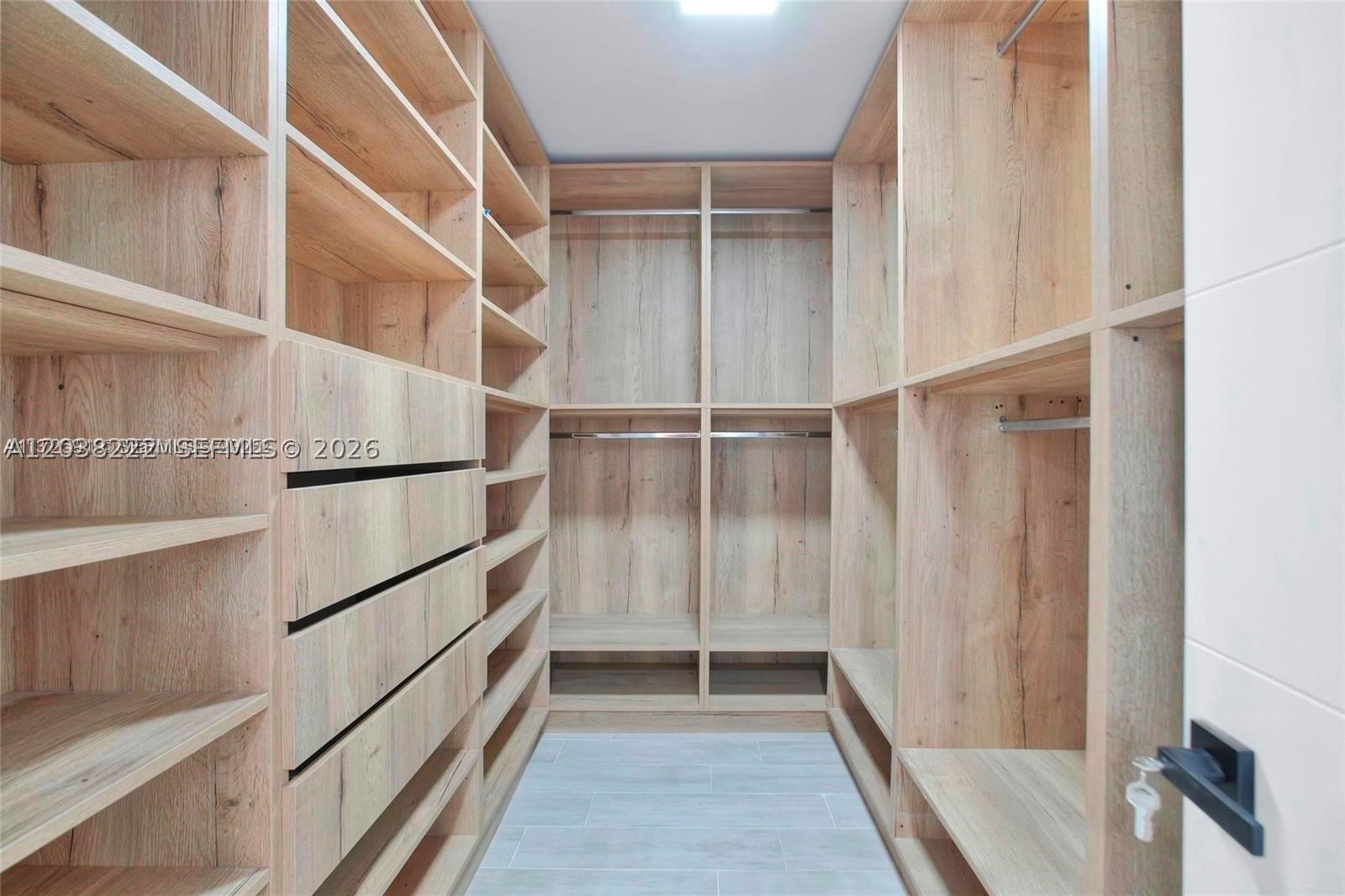 HIGHLAND WOODS SEC 7 - Residential Lease