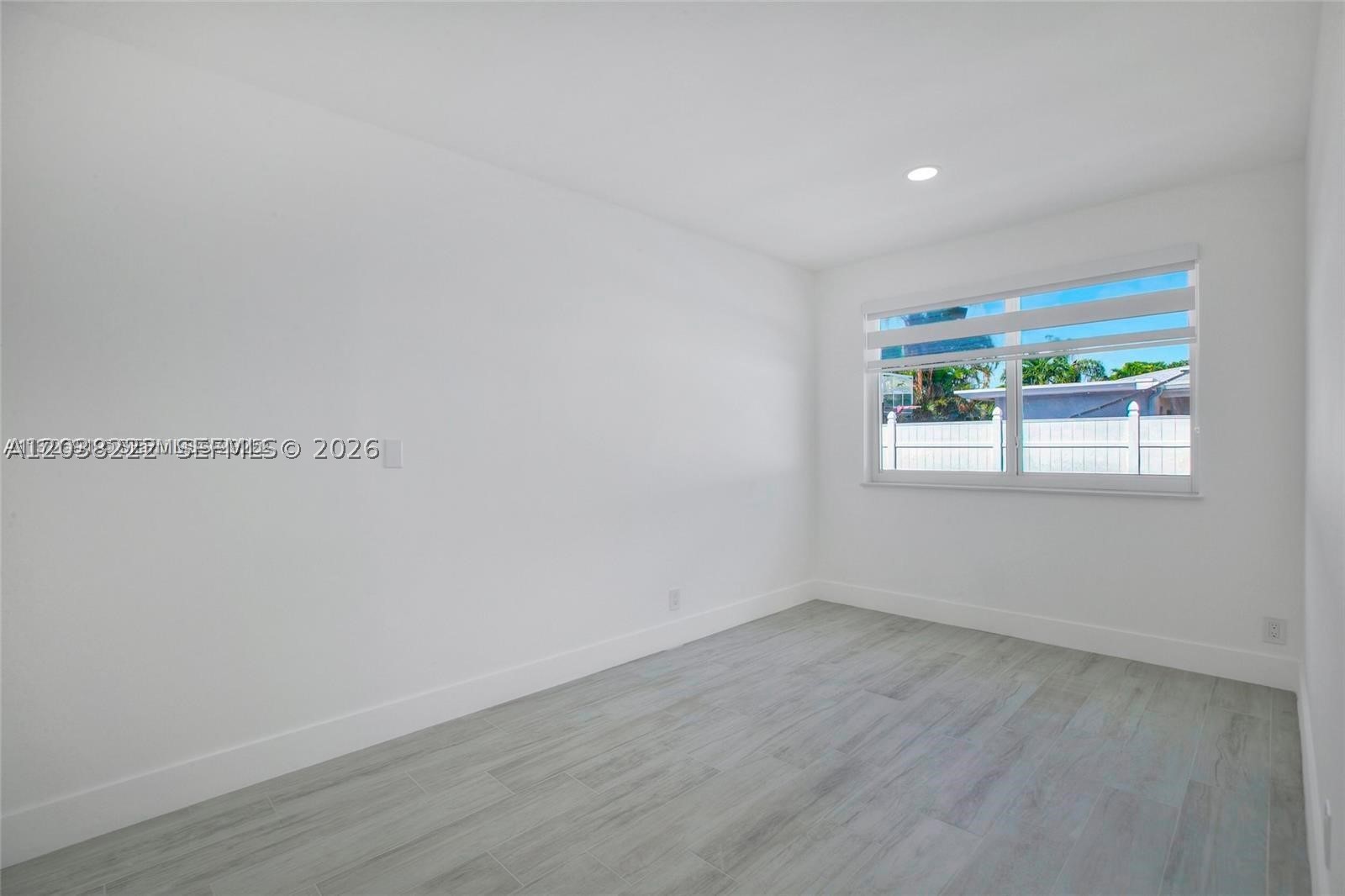 HIGHLAND WOODS SEC 7 - Residential Lease