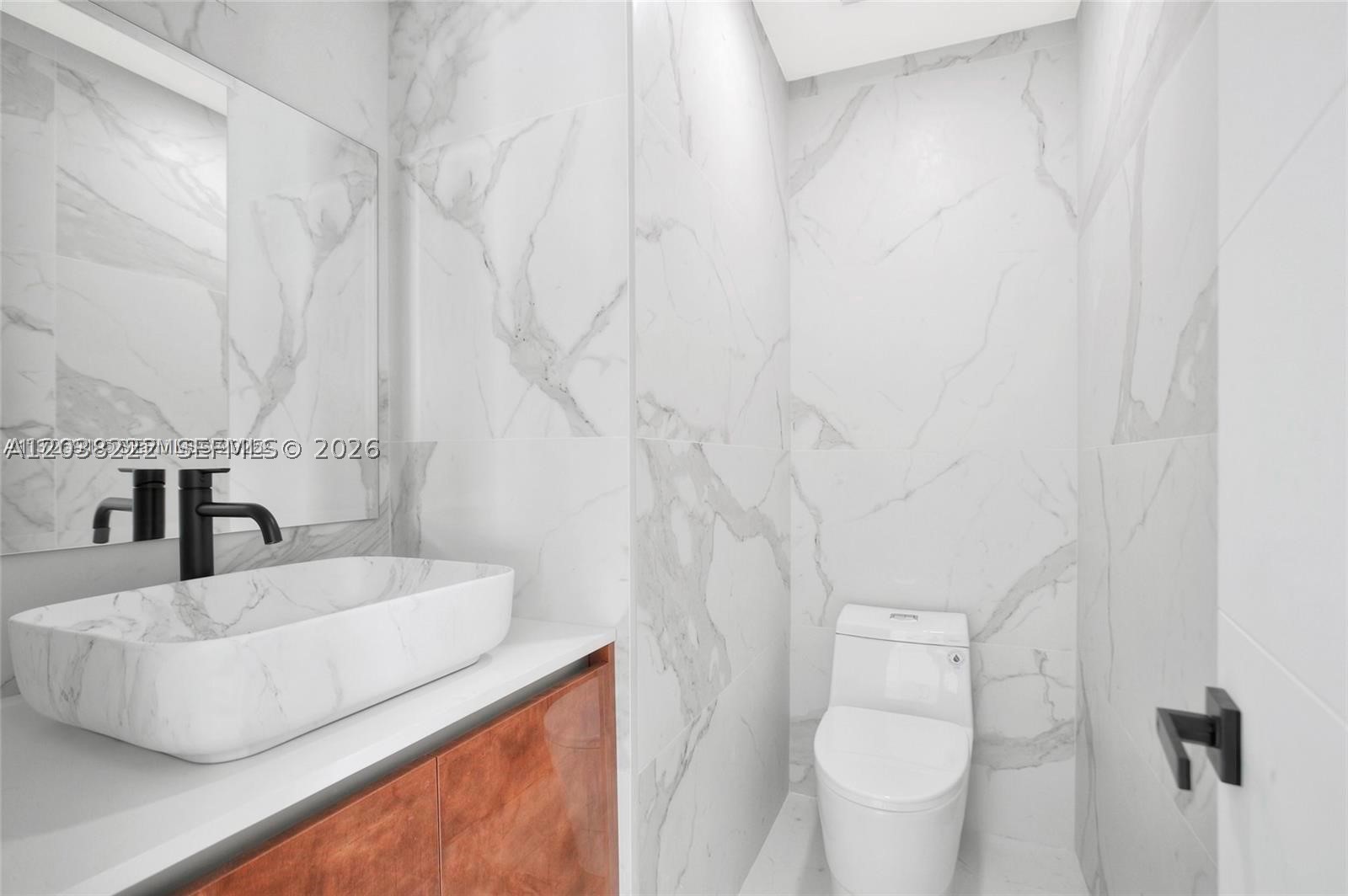 HIGHLAND WOODS SEC 7 - Residential Lease