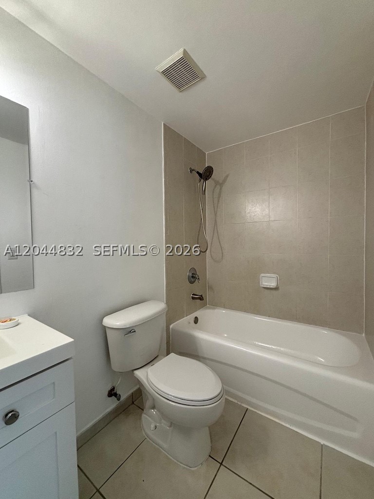 PALM GARDENS AT DORAL CON - Residential Lease