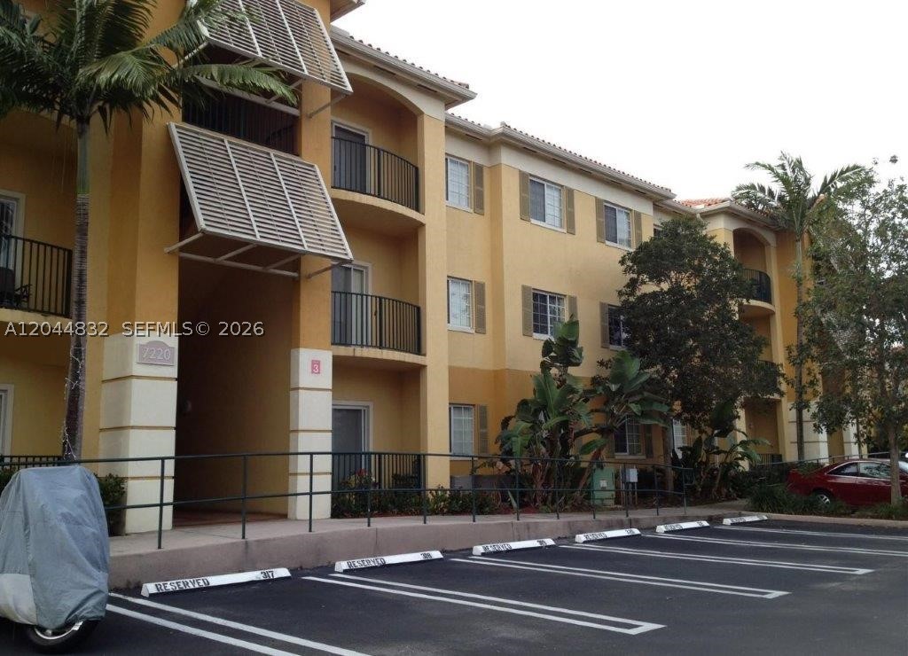 PALM GARDENS AT DORAL CON - Residential Lease