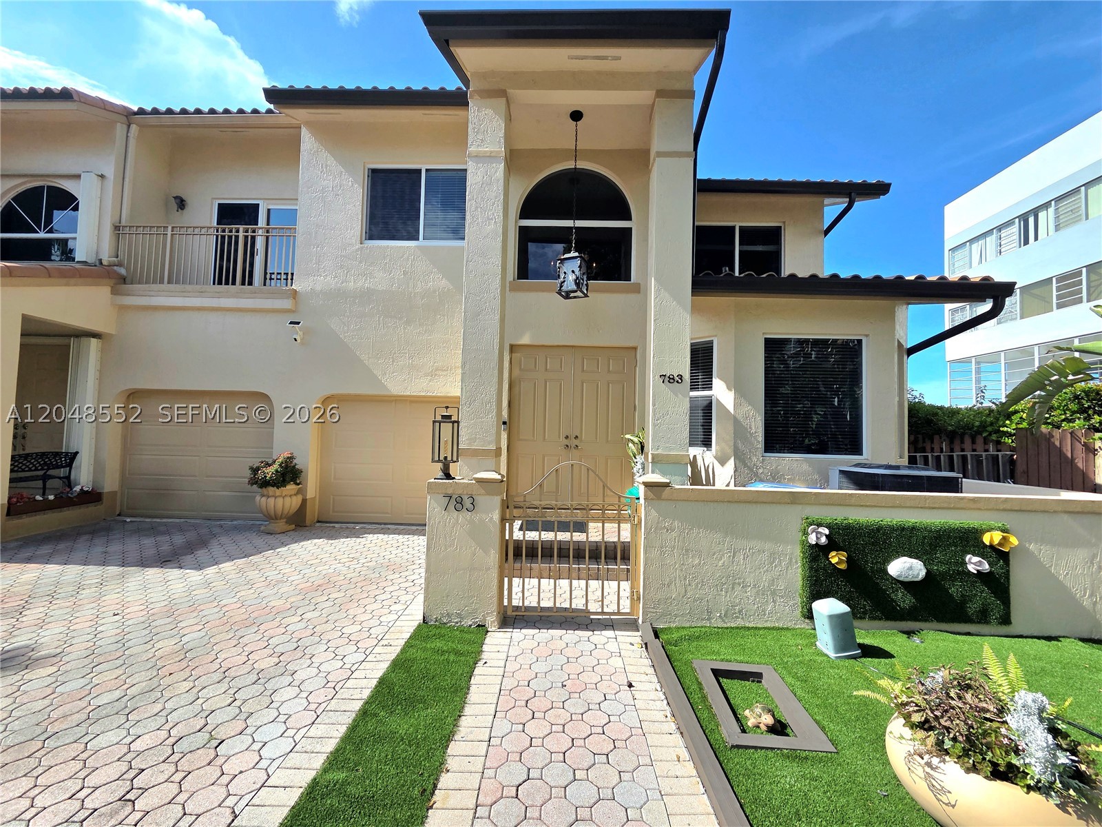 Fully furnished and exceptionally spacious 4-bedroom, 2.5-bath townhome, ideal for families relocating to South Florida. Located in a quiet, gated community, this beautifully maintained residence offers a peaceful setting with direct lake views and an upgraded waterfront deck—the perfect place to relax and enjoy breathtaking sunsets.
The home features a functional open layout with generous living spaces, providing comfort and convenience for everyday living. Impeccably maintained, it is truly move-in ready. Additional highlights include a 1-car garage plus driveway parking, offering ample space for residents and guests. Conveniently located with quick access to I-95, Fort Lauderdale-Hollywood International Airport, Miami International Airport, beautiful beaches, and Aventura Mall, as well as shopping, dining, parks, and top-rated schools. A perfect turnkey rental for families seeking comfort, space, and an excellent location.