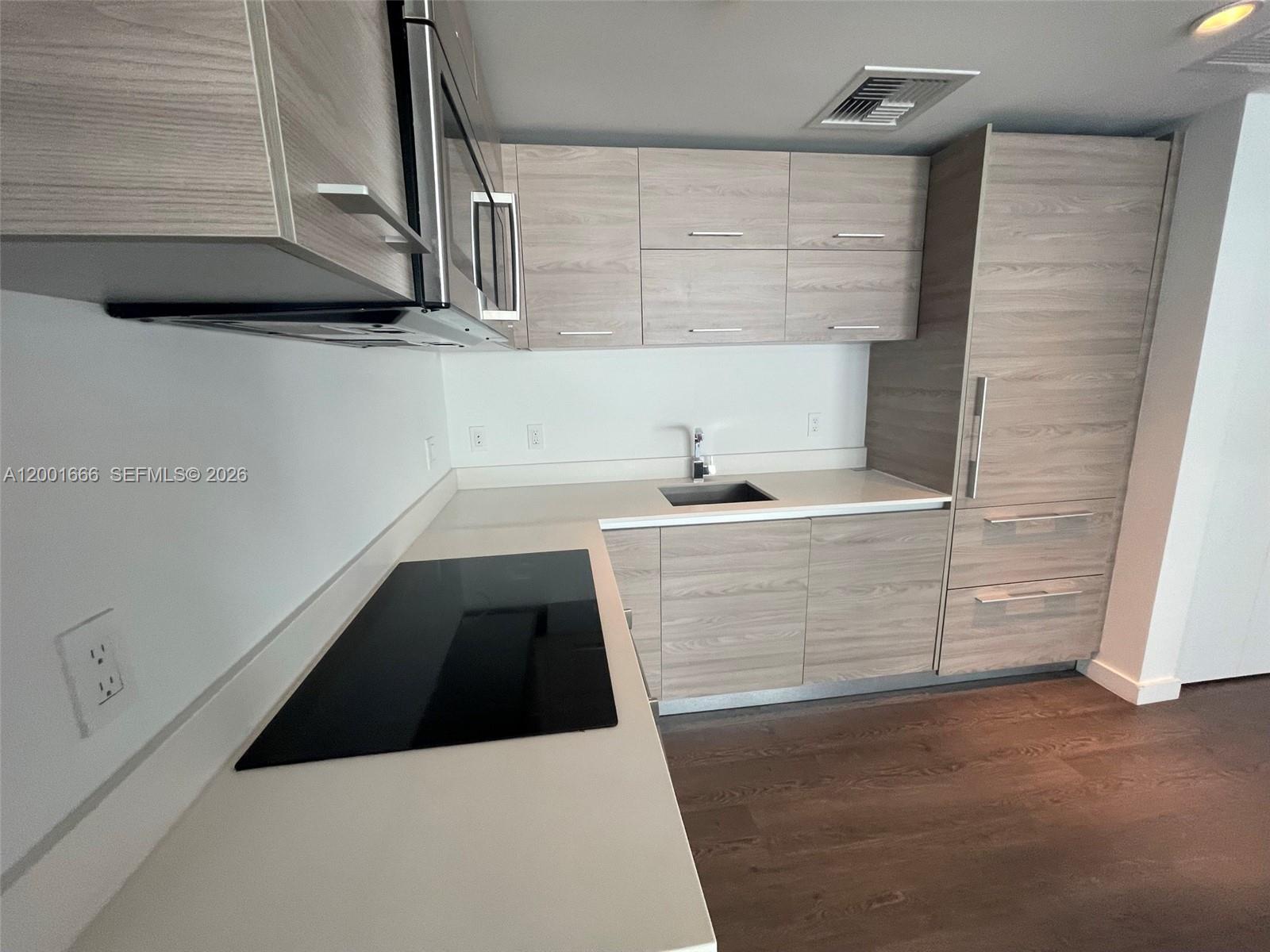 1300 S MIAMI AVENUE CONDO - Residential