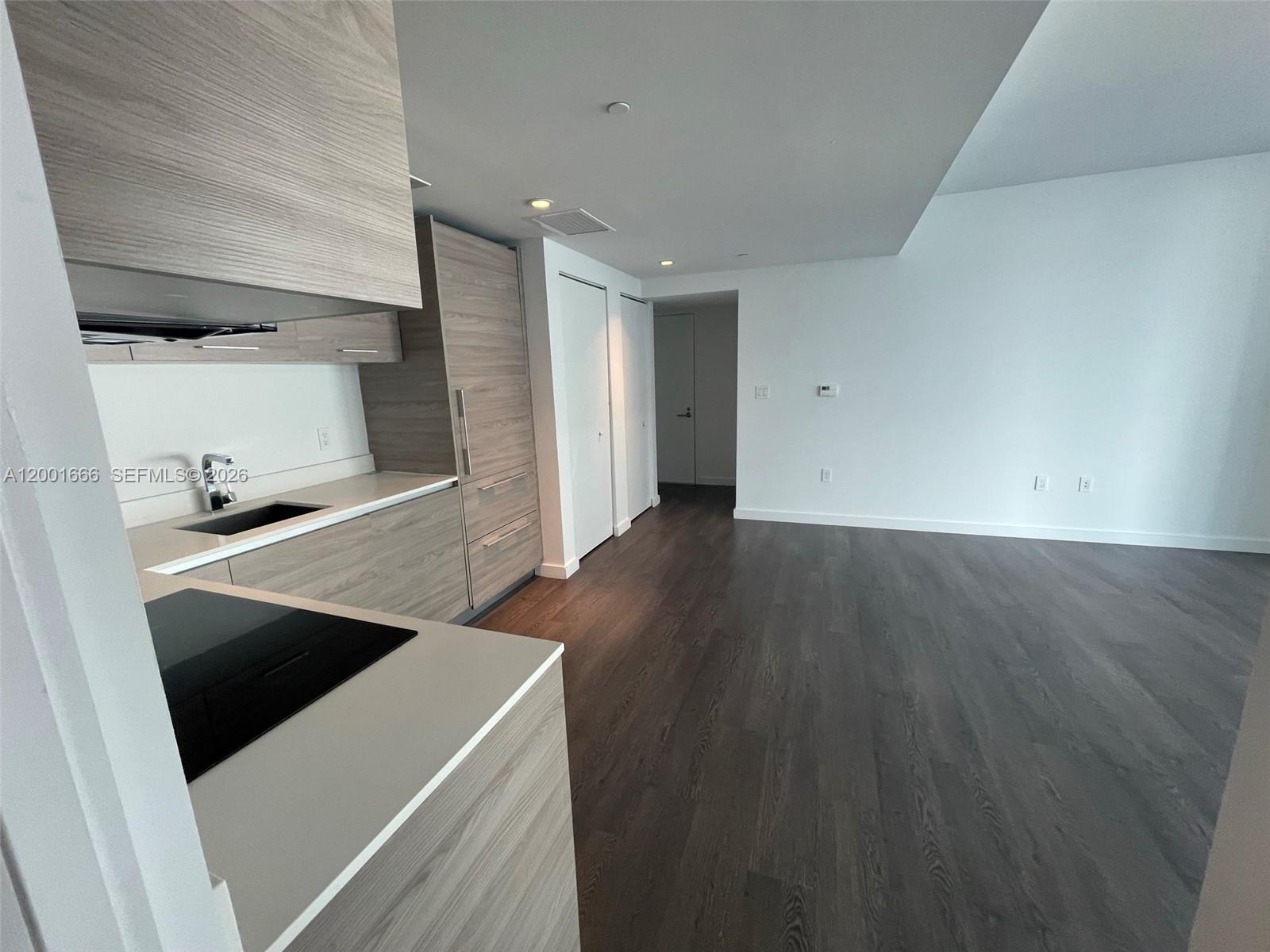 1300 S MIAMI AVENUE CONDO - Residential