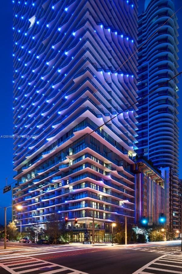 1300 S MIAMI AVENUE CONDO - Residential