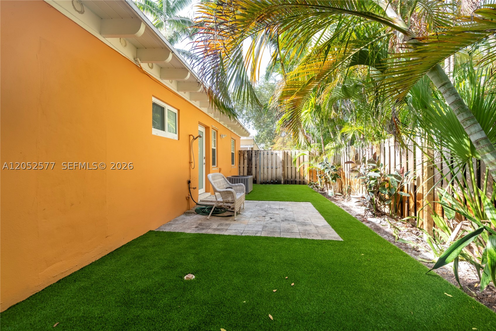 ARTIST COLONY CONDO - Residential