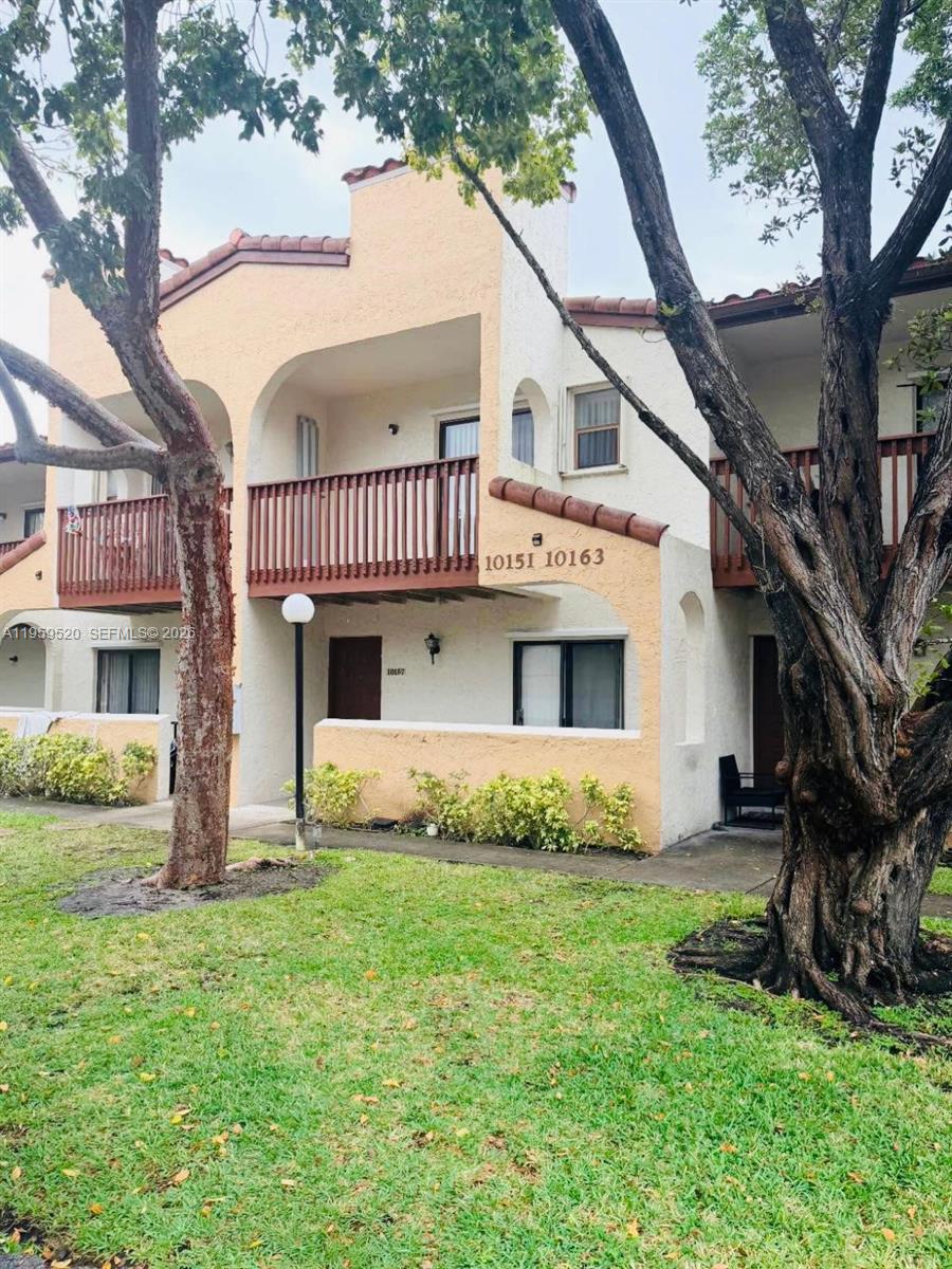 SANTA MARGARITA TOWNHOUSE - Residential Lease
