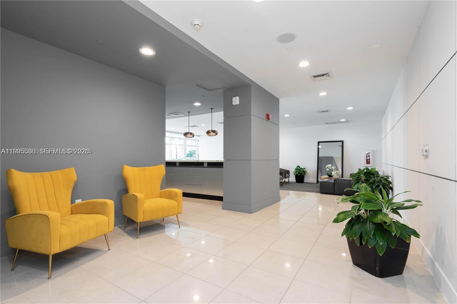 VUE AT BRICKELL CONDO - Residential