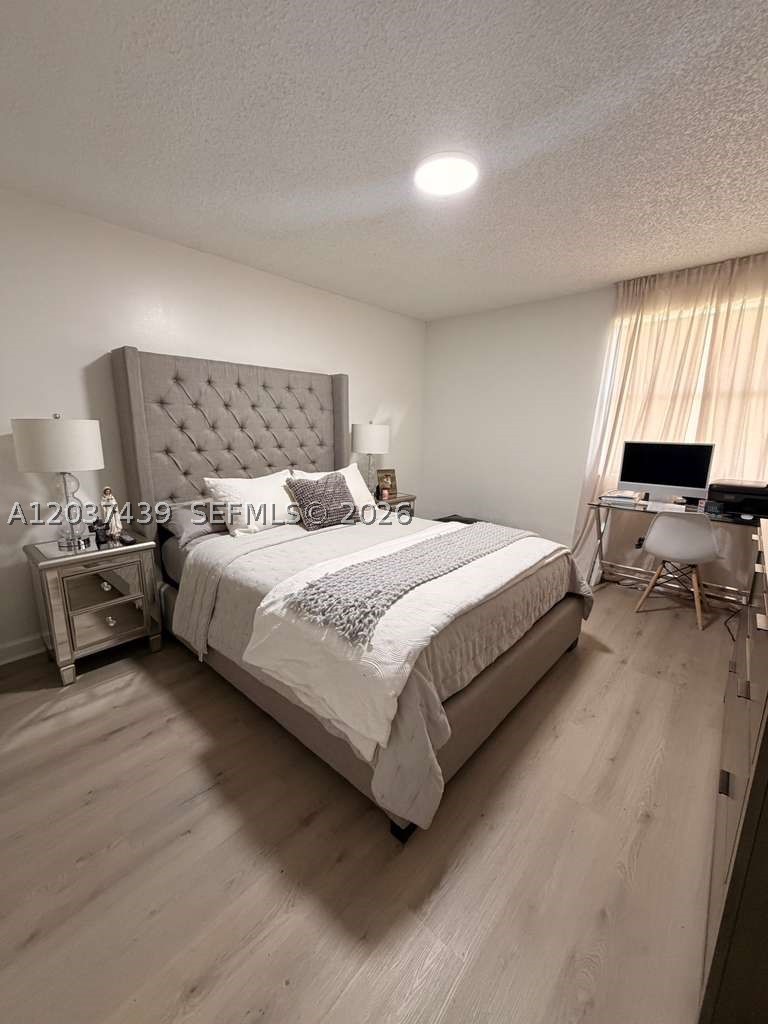 THE GREENS AT DORAL - Residential Lease