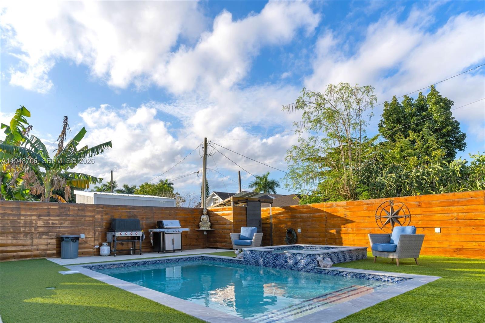 HIBISCUS PARK - Residential