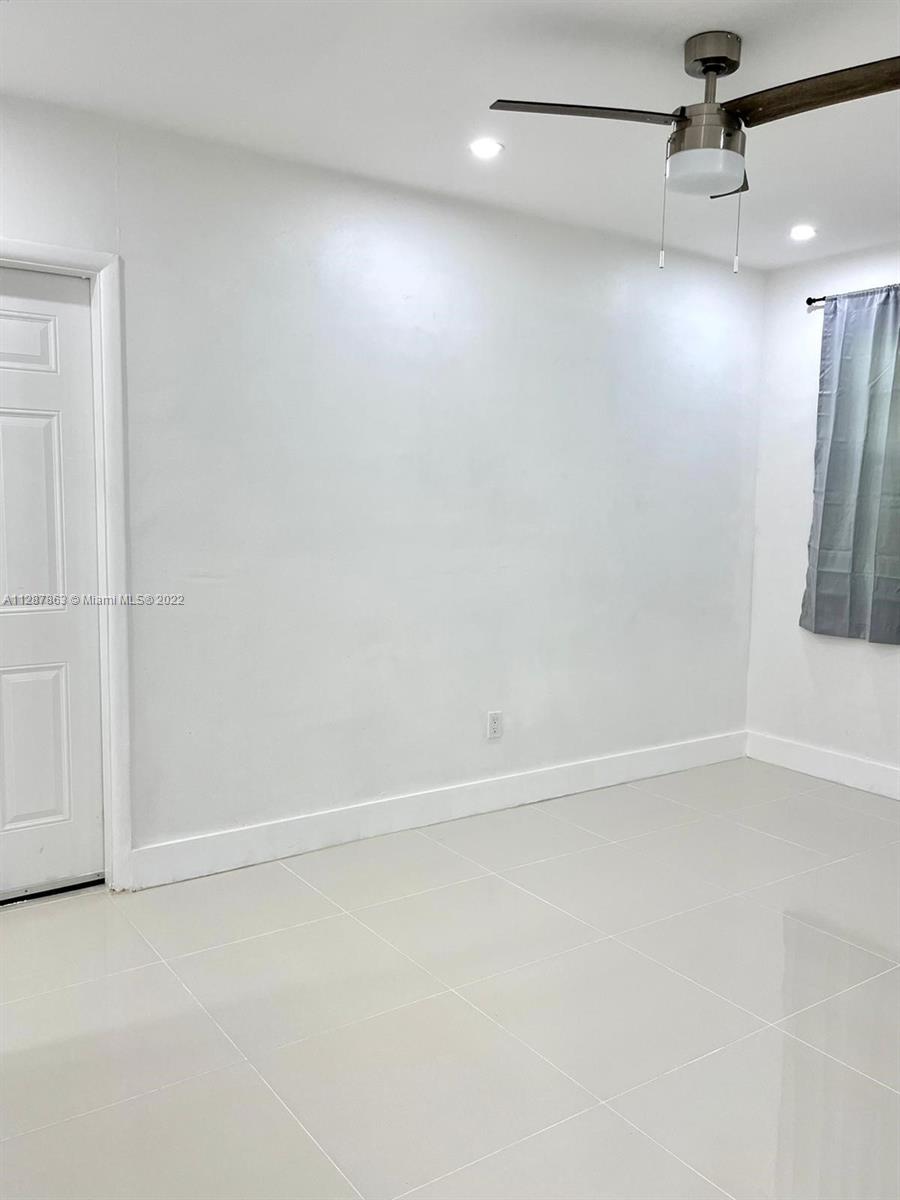IRONS MANOR - Residential Lease