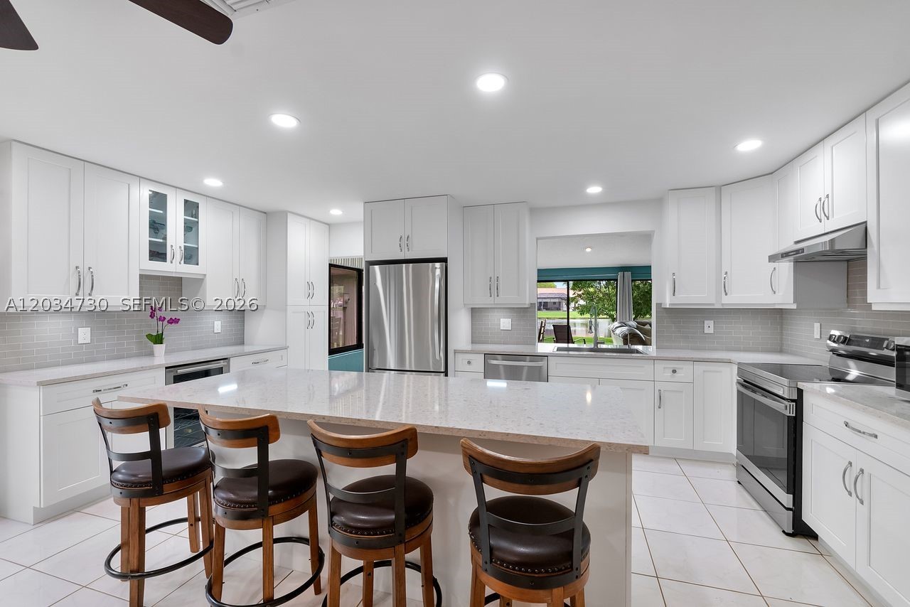 COUNTRY ISLES PATIO HOMES - Residential
