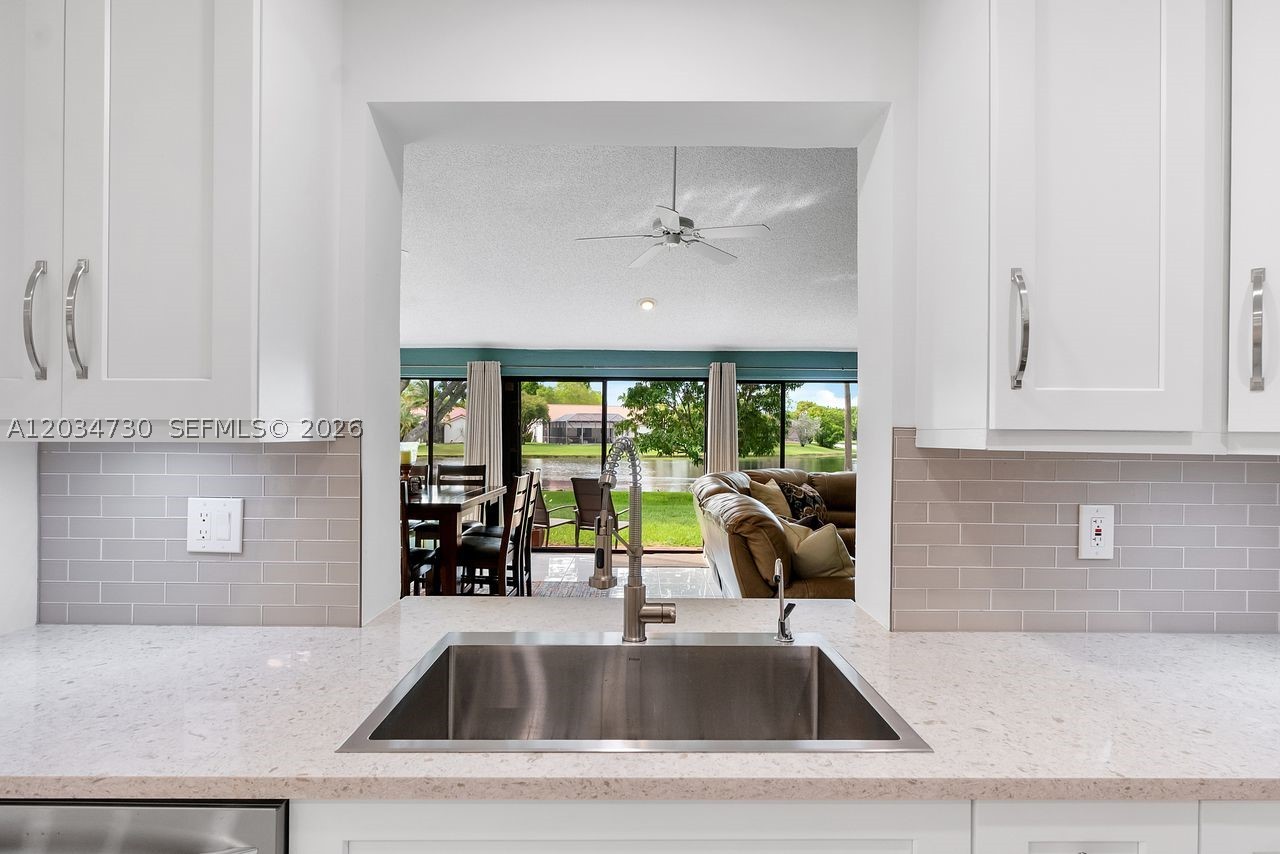 COUNTRY ISLES PATIO HOMES - Residential