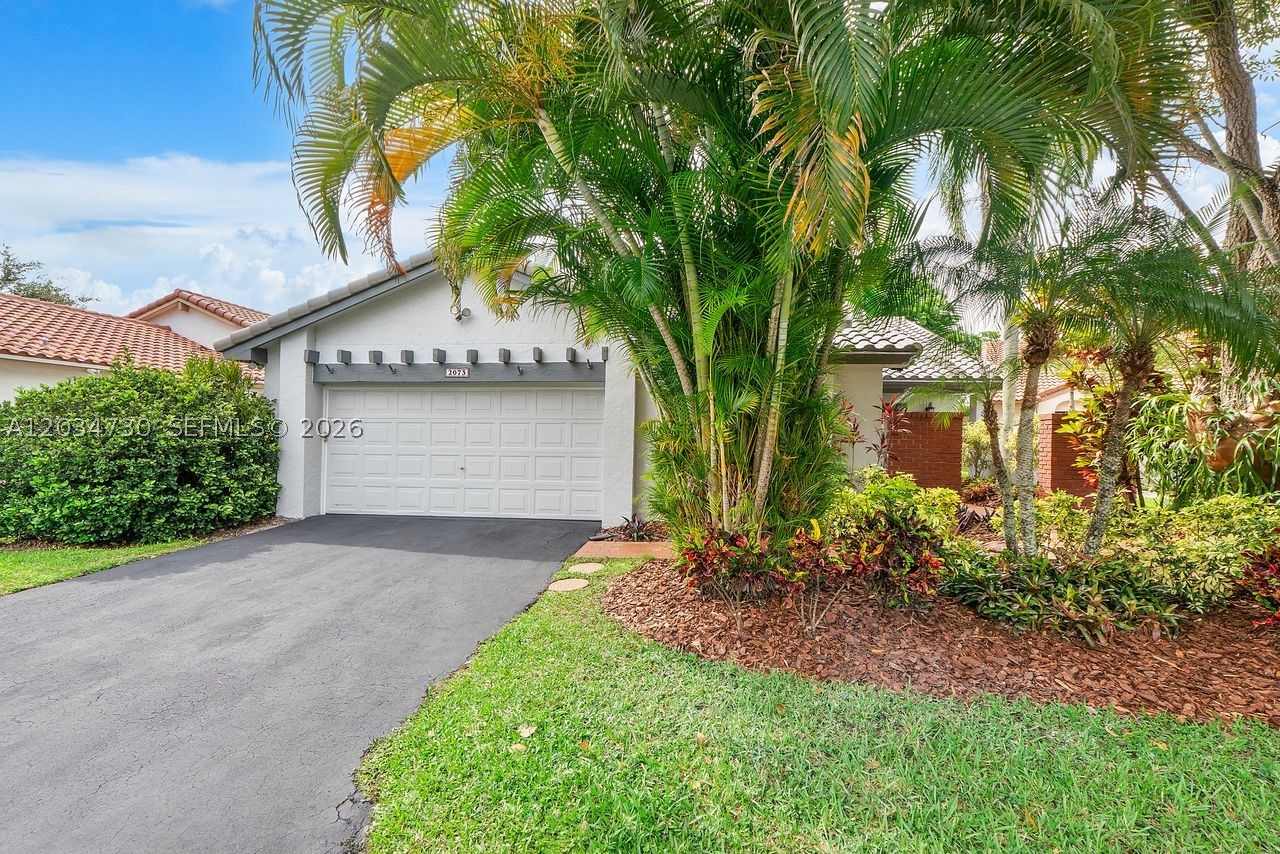 COUNTRY ISLES PATIO HOMES - Residential