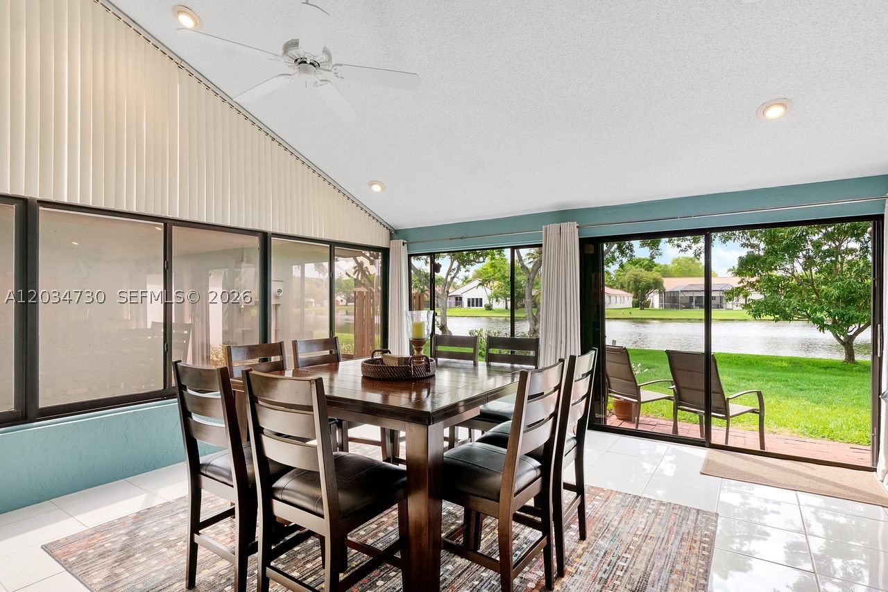 COUNTRY ISLES PATIO HOMES - Residential