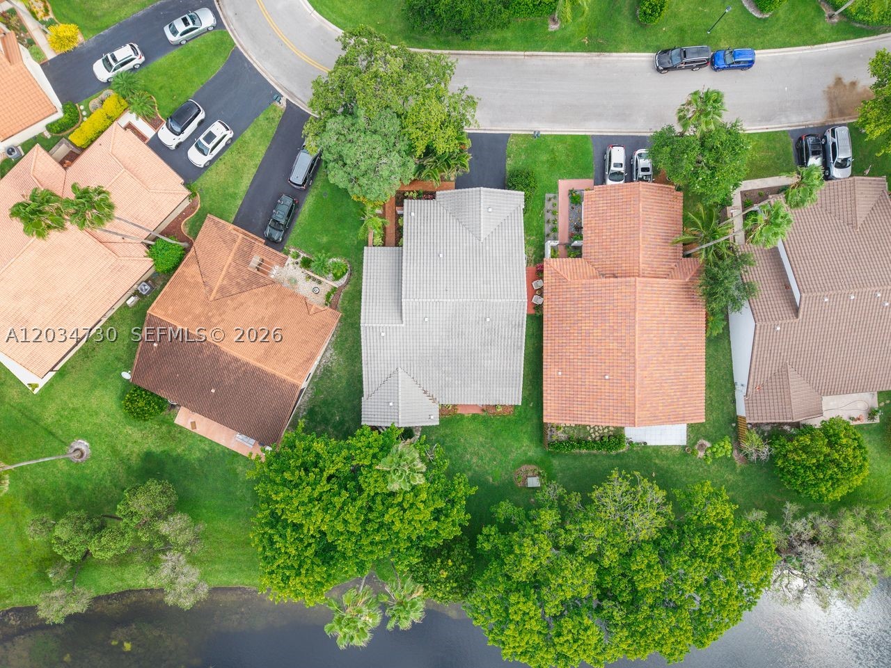 COUNTRY ISLES PATIO HOMES - Residential