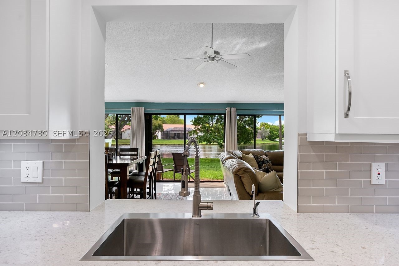 COUNTRY ISLES PATIO HOMES - Residential