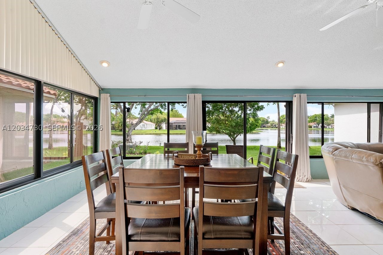 COUNTRY ISLES PATIO HOMES - Residential