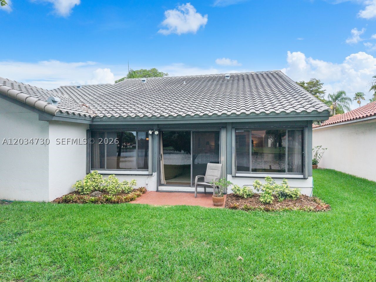 COUNTRY ISLES PATIO HOMES - Residential